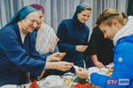 Otwarcie żywej szopki i wieczerza w sandomierskim Caritasie | STV.INFO