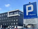 Sandomierz: Sto nowych miejsc parkingowych pod starostwem.
