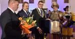 - To nagroda od miasta tysiącletniego, królewskiego - podkreślił Karol Bury, honorowy obywatel Sandomierza [FOTO]