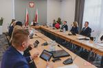 Pierwsza sesja w Bogorii. Ślubowanie radnych i burmistrza | STV.INFO