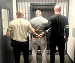 Poszukiwany listem gończym "w rękach" sandomierskich policjantów