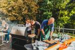 Rodzinny Piknik w Sandomierzu przyciągnął tłumy. kiełbaska od burmistrza hitem imprezy | STV.INFO