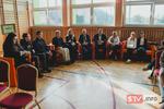 "Odwaga wyboru". Szkoła w Ossali upamiętniła Adama Bienia prelekcją i warsztatami | STV.INFO